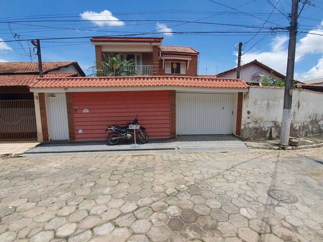 #32 - Casa para Venda em Guaratinguetá - SP - 1